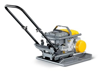 Виброплита прямоходная аккумуляторная Wacker Neuson AP2560e (133 кг), изображение 3