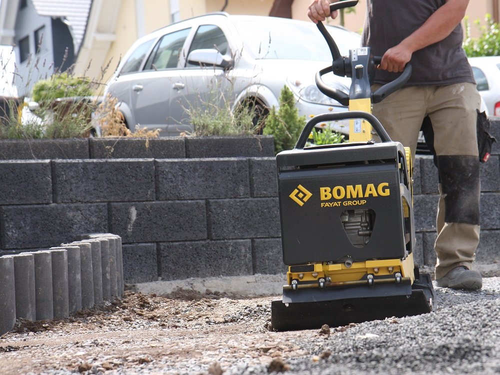 Виброплита реверсивная дизельная BOMAG BPR 25/40D (150 кг), изображение 1