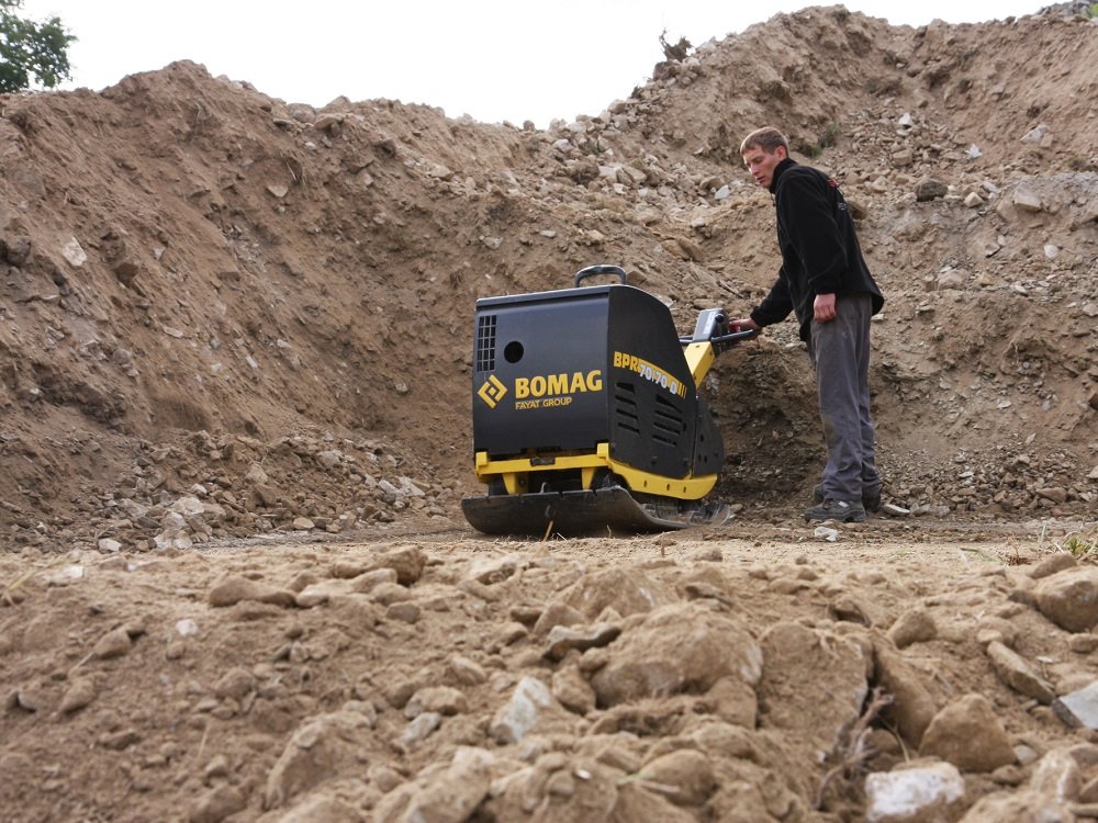 Виброплита реверсивная дизельная BOMAG BPR 70/70DE (580 кг), изображение 1